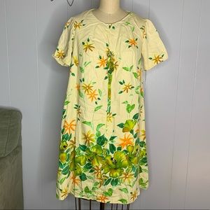 Vintage tiki dress